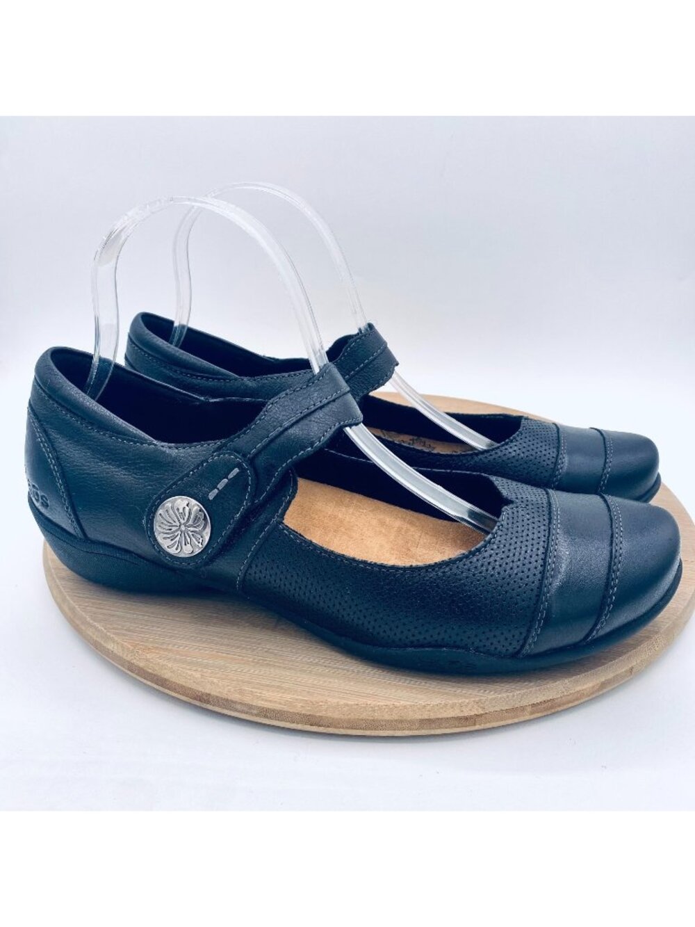 Taos Mary Jane Shoes Womens 9.5 Black Leather Bravo Comfort Flats